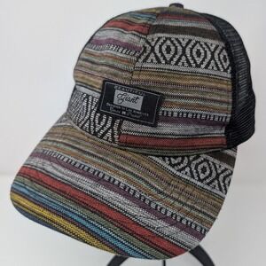 Beautiful Giant Classic Trucker Hat Snapback One Size geometric Aztec Multicolor